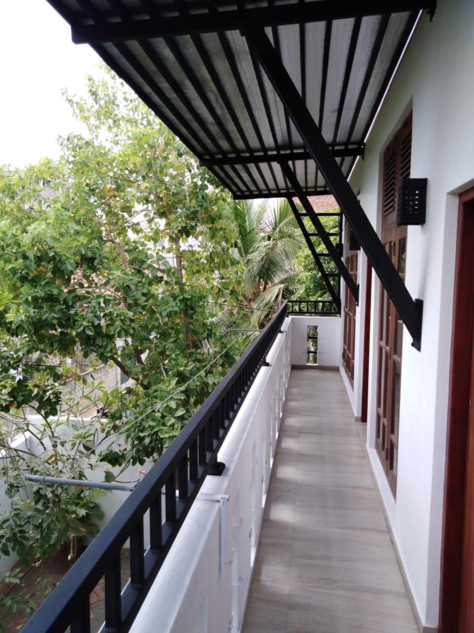 Lija Residence ネゴンボ エクステリア 写真