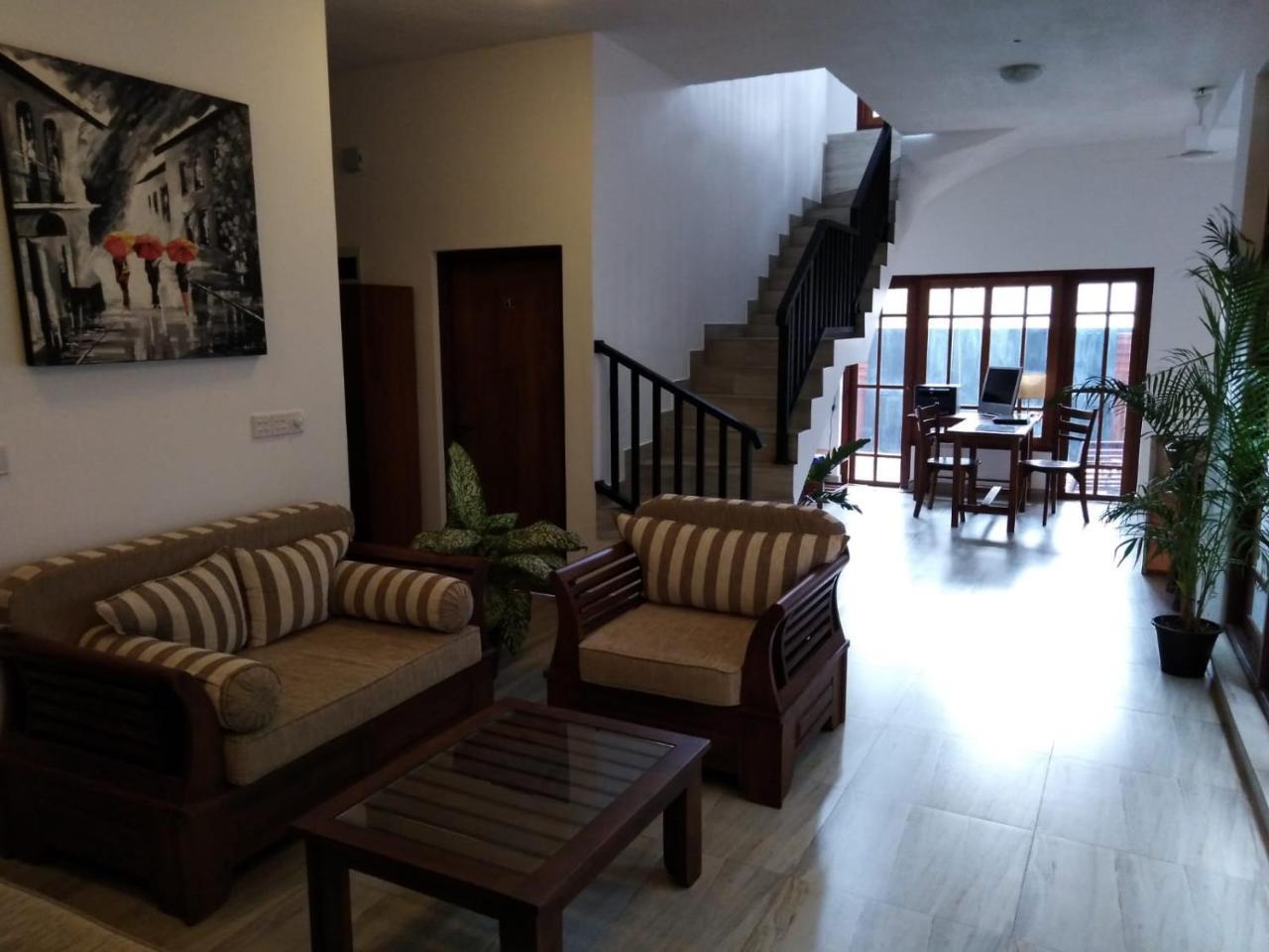 Lija Residence ネゴンボ エクステリア 写真
