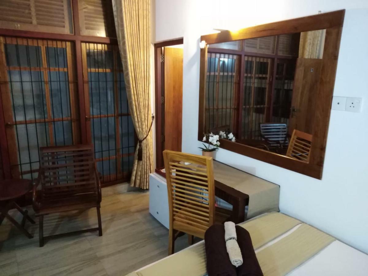 Lija Residence ネゴンボ エクステリア 写真