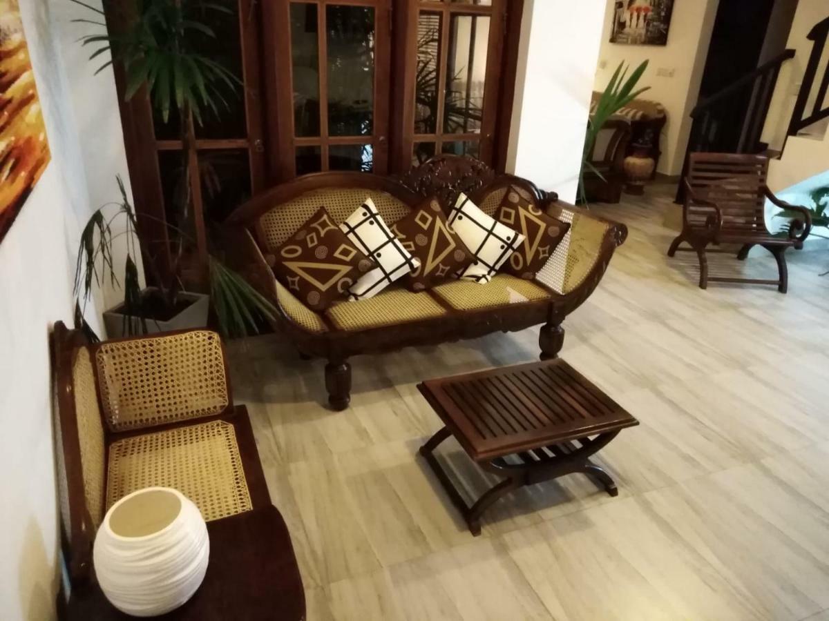 Lija Residence ネゴンボ エクステリア 写真
