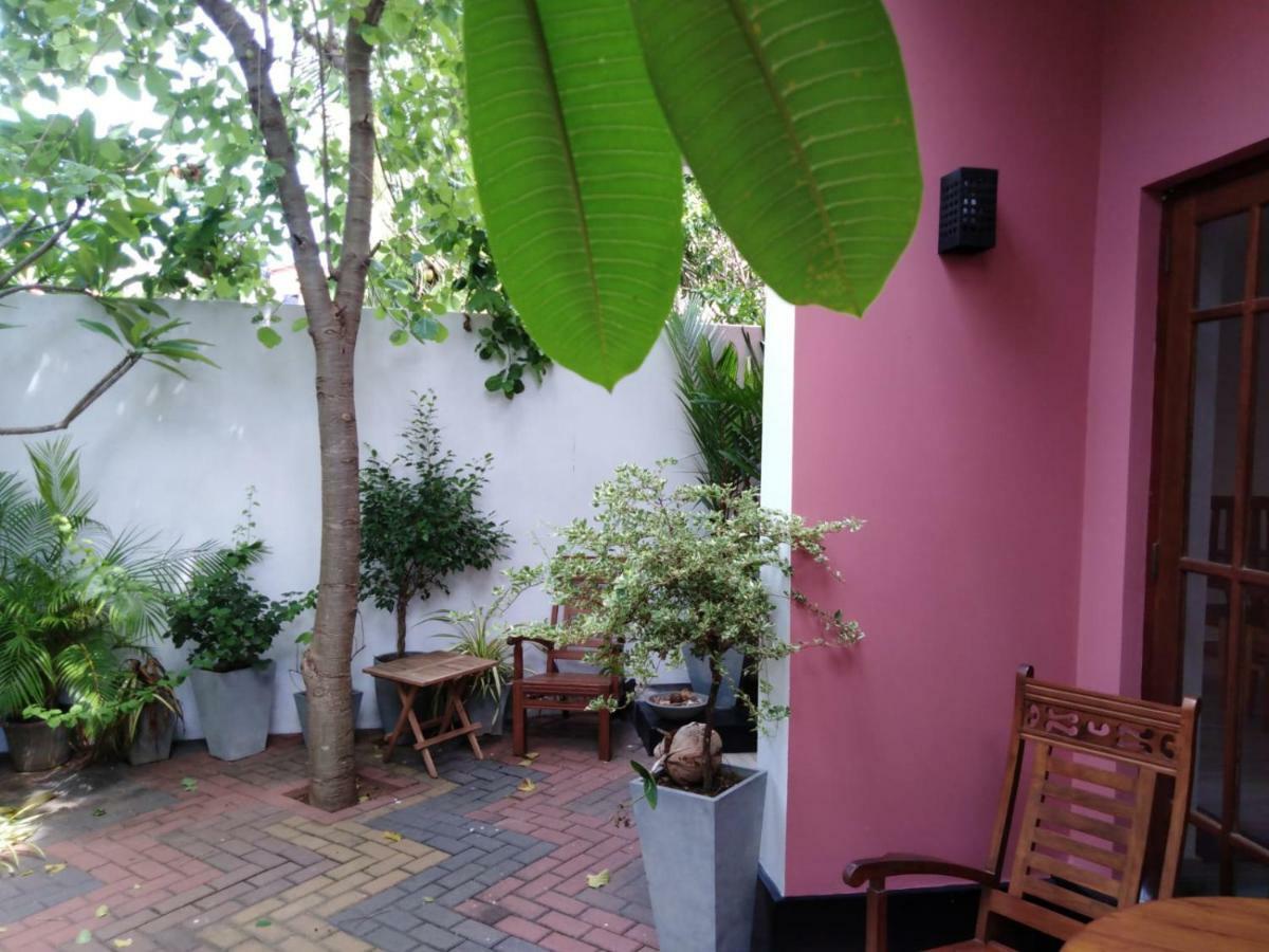 Lija Residence ネゴンボ エクステリア 写真